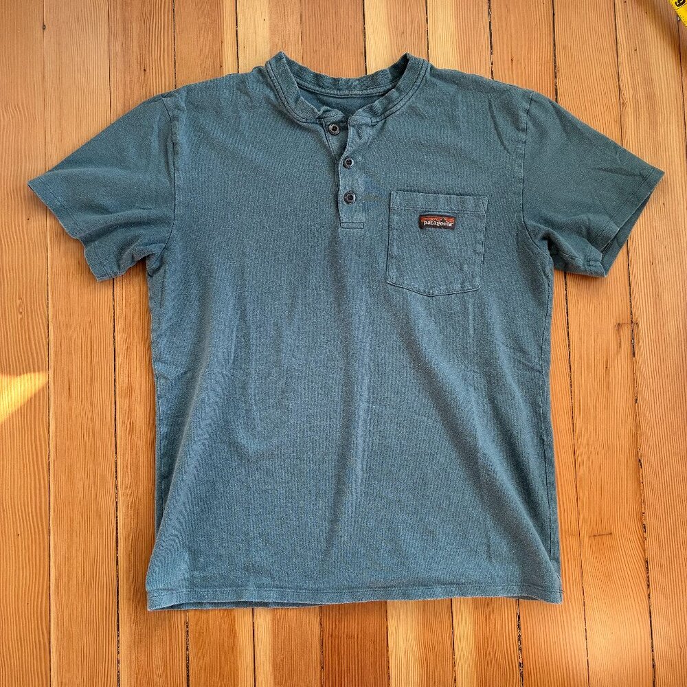 Patagonia Short Sleeve Work Pocket T Shirt Henley